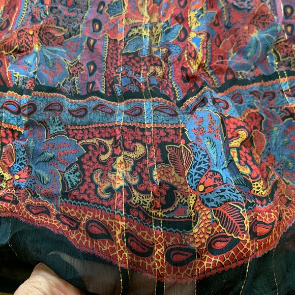 Vintage silk skirt by The Silk Farm 100% silk, can not find skirts like this - Picture 4 of 5